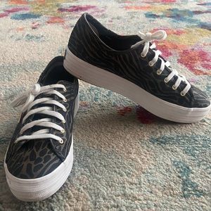 Like new triple kick animal print keds